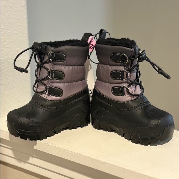 NWT Member's Mark Youth Kids Snow Boots, Size 7/8 Black Silver - Picture 2 of 5